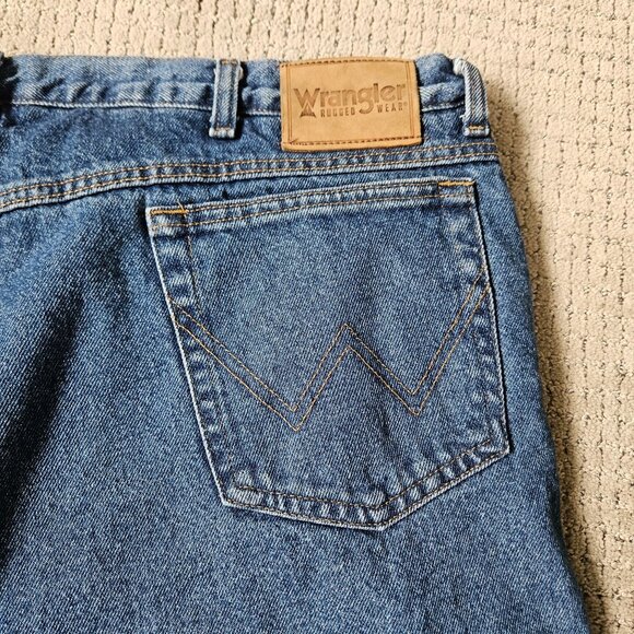 Wrangler Jeans Mens 44X30 Rugged Wear Red Fleece Lined Workwear Blue Denim - Picture 7 of 10